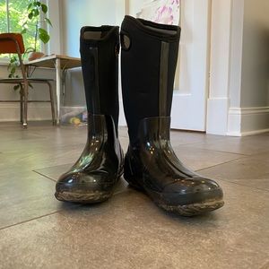 Bogs Tall Crandall Boot